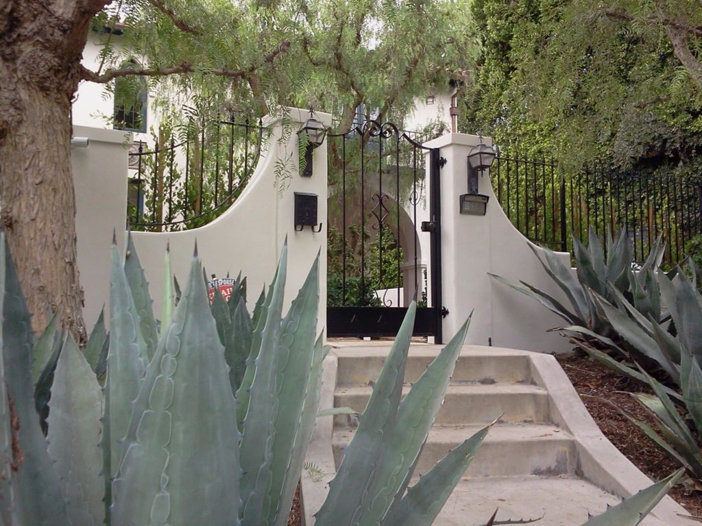 Wallace Neff Beverly Hills Lighting By Gerald Olesker Appleton Architects Revised Stewart Residence Carnation (2)